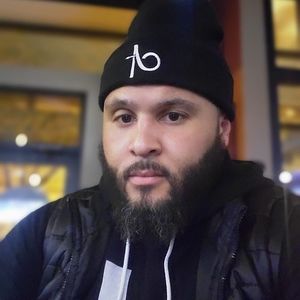 Meet your Posher, Wade